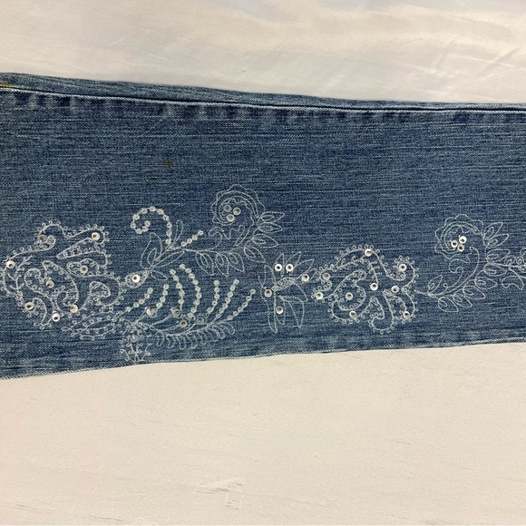 IOS Jeans Women’s 6 Blue Y2K Bootcut Embroidered Embellished Silver 5 Pocket Zip - Picture 4 of 8